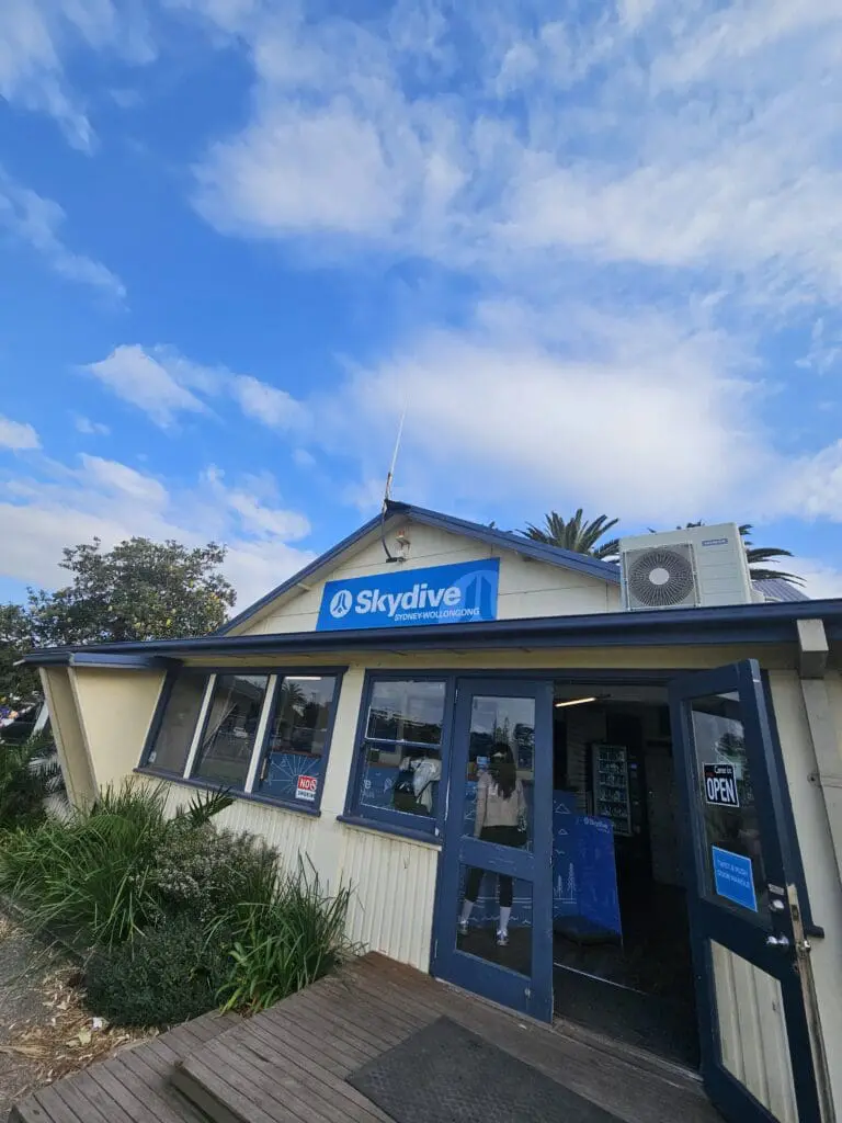 Image #1 from 김호